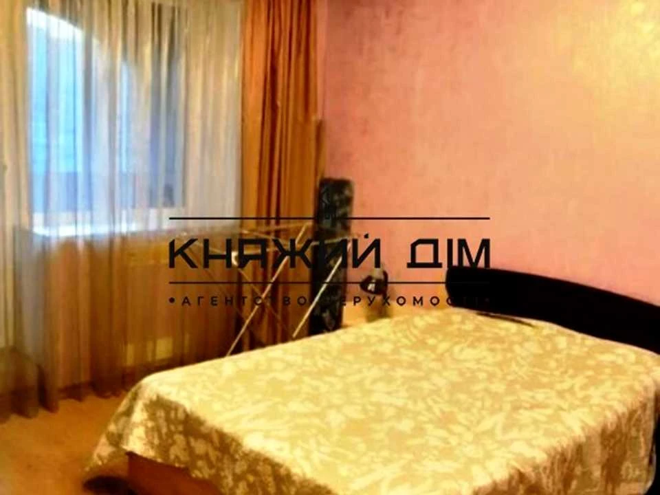 Apartment. Kyiv, Zolotoustyevska st.