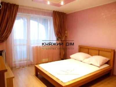 Apartment. Kyiv, Zolotoustyevska st.