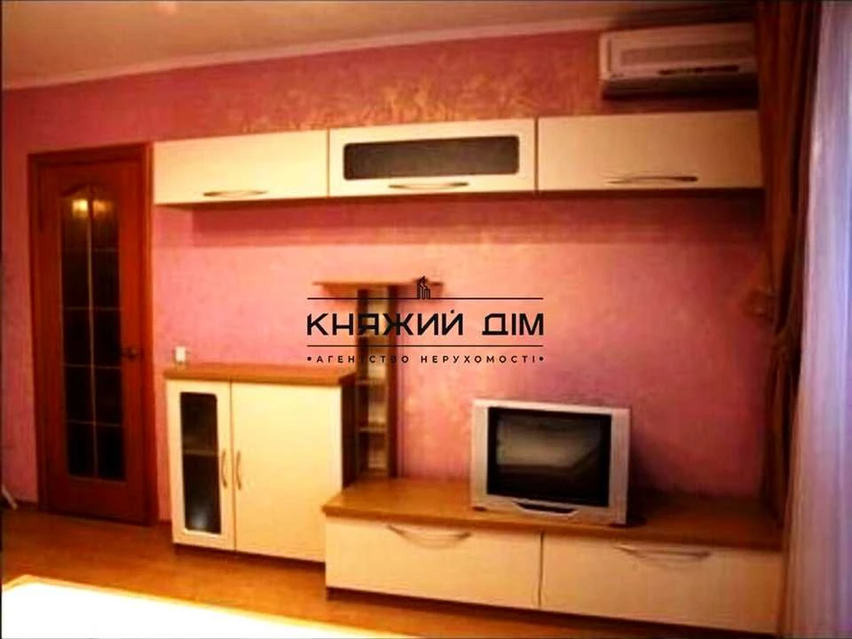 Apartment. Kyiv, Zolotoustyevska st.