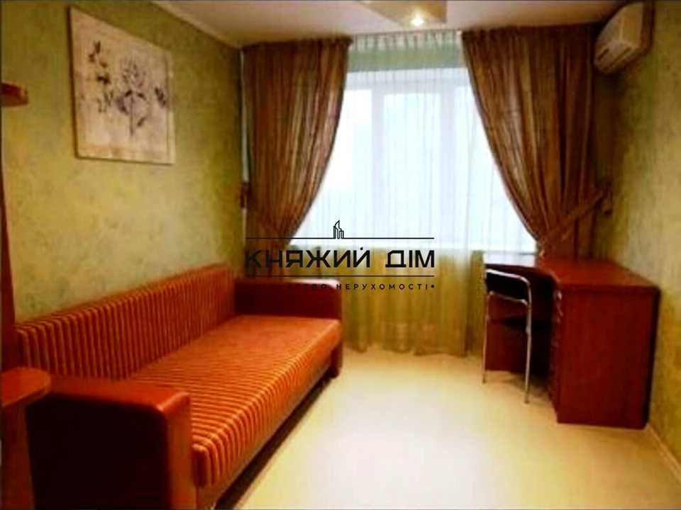 Apartment. Kyiv, Zolotoustyevska st.