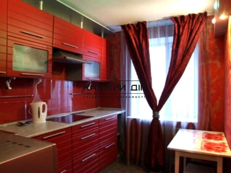 Apartment. Kyiv, Zolotoustyevska st.