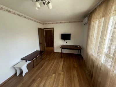 Квартира. Киев, улица Михаила Котельникова