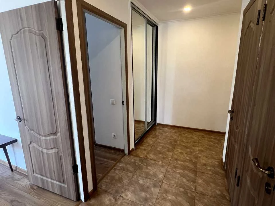 Квартира. Киев, улица Михаила Котельникова