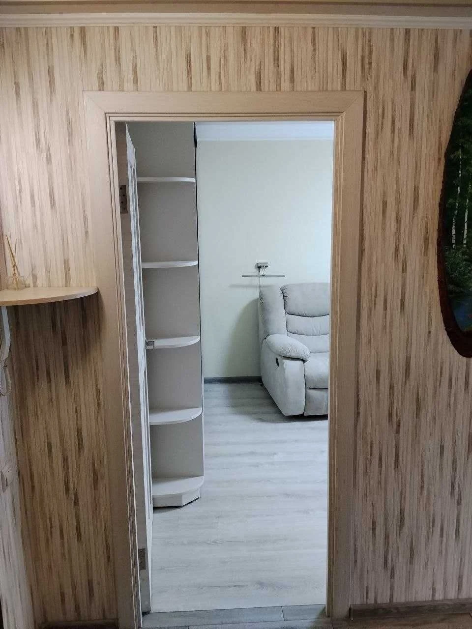 1-room apartment for sale, Vydradni Prospect 38 B, not a guest house