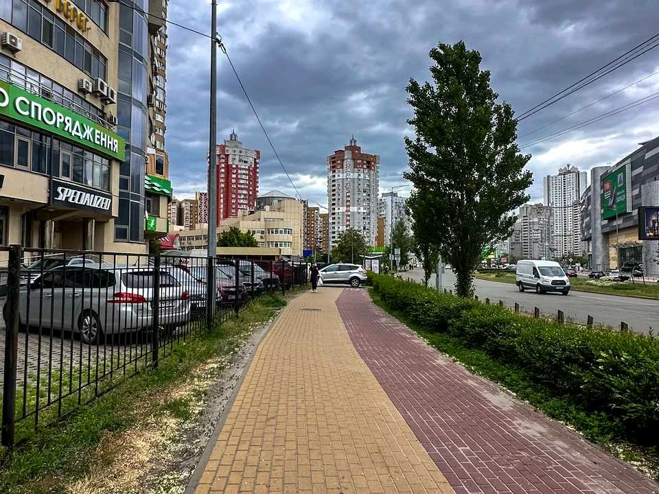 Квартира. Київ, Дніпровська набережна вул.