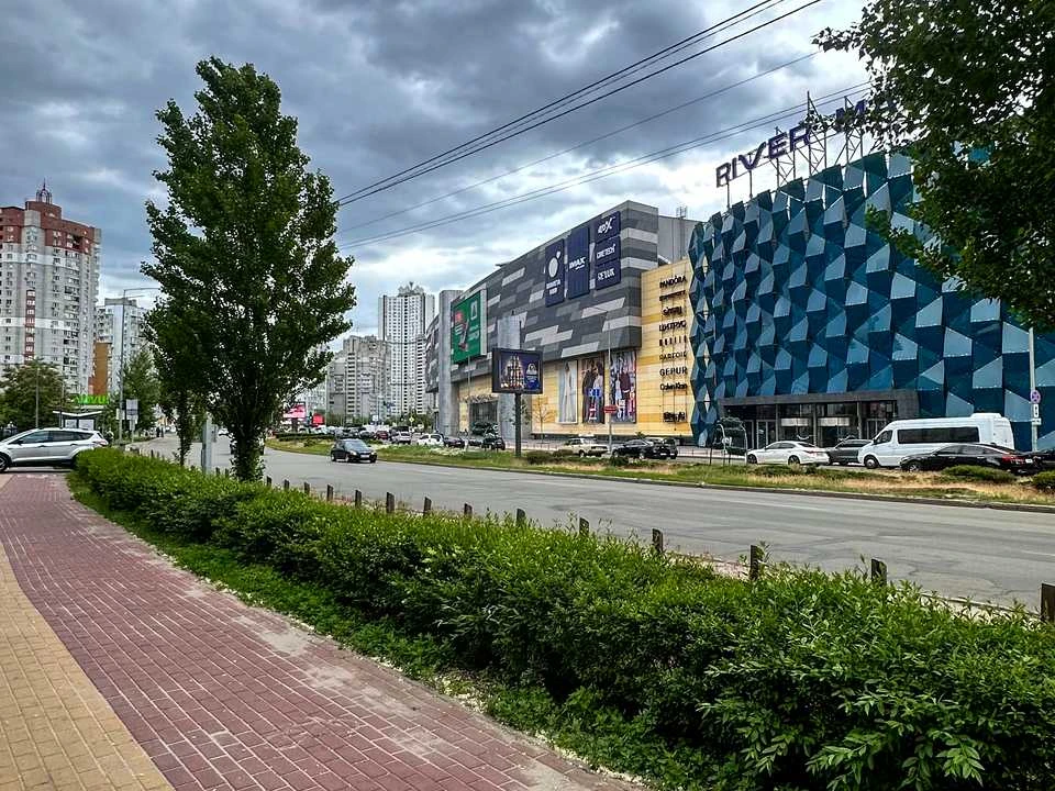 Квартира. Київ, Дніпровська набережна вул.