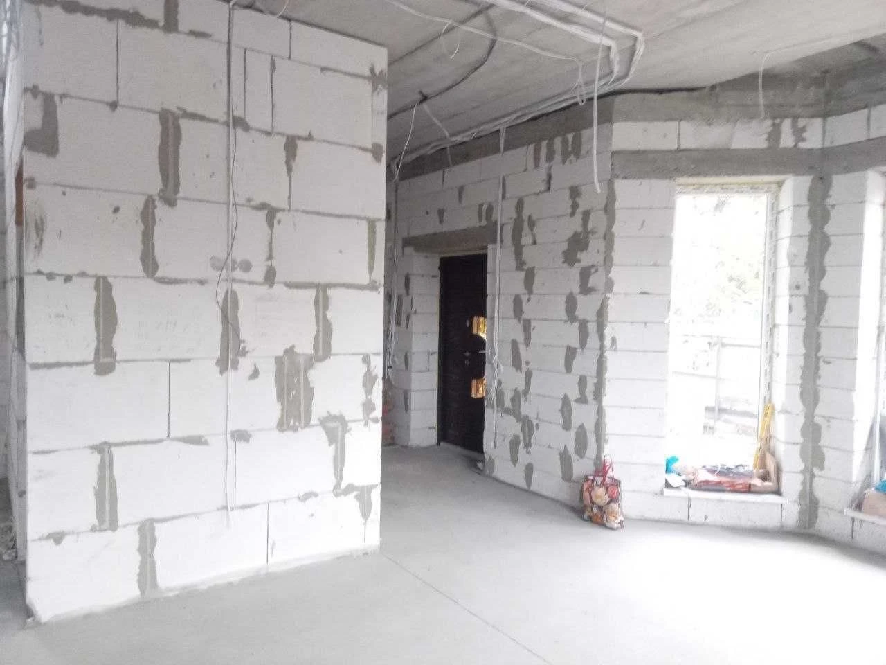 I will sell a new 2-storey house in Cheremushki/Str. Desired document