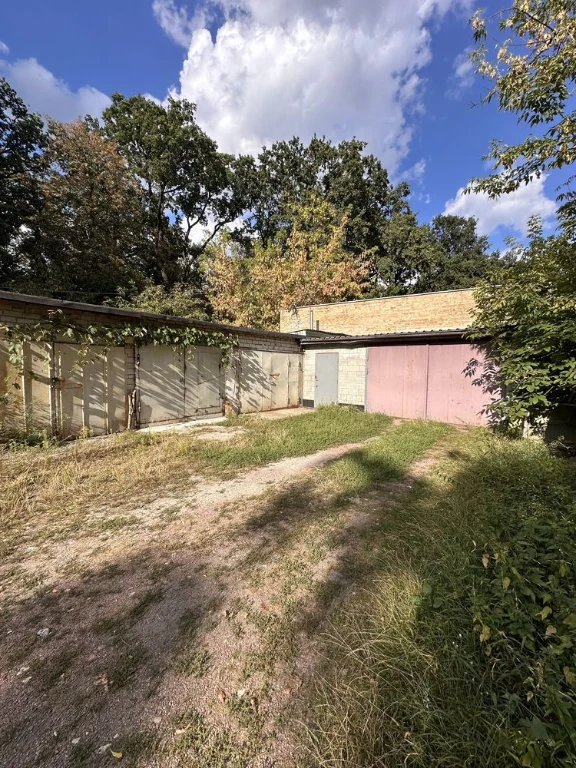 Sale of a Capital Garage 23 sq m, Prospekt Artemyryskyi 11-13
