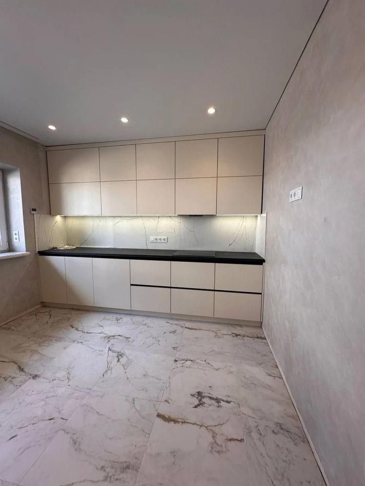Продажа коттеджа 100 м² с ремонтом, террасой и участком 1,5 сотки