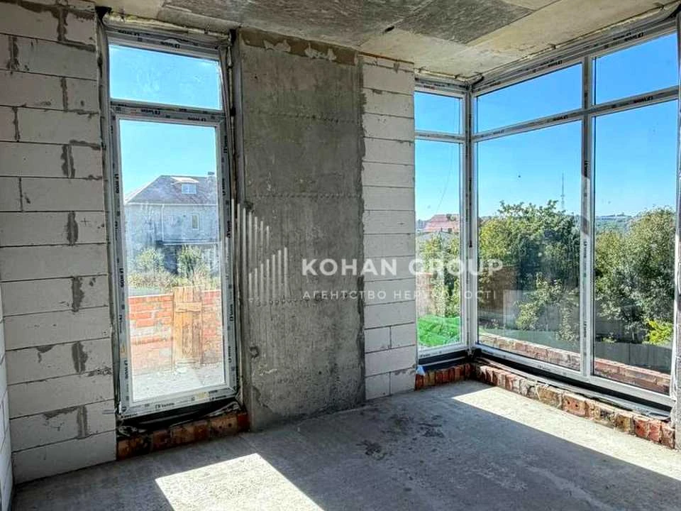 Apartment. Joe Biden, Kamelnytsky