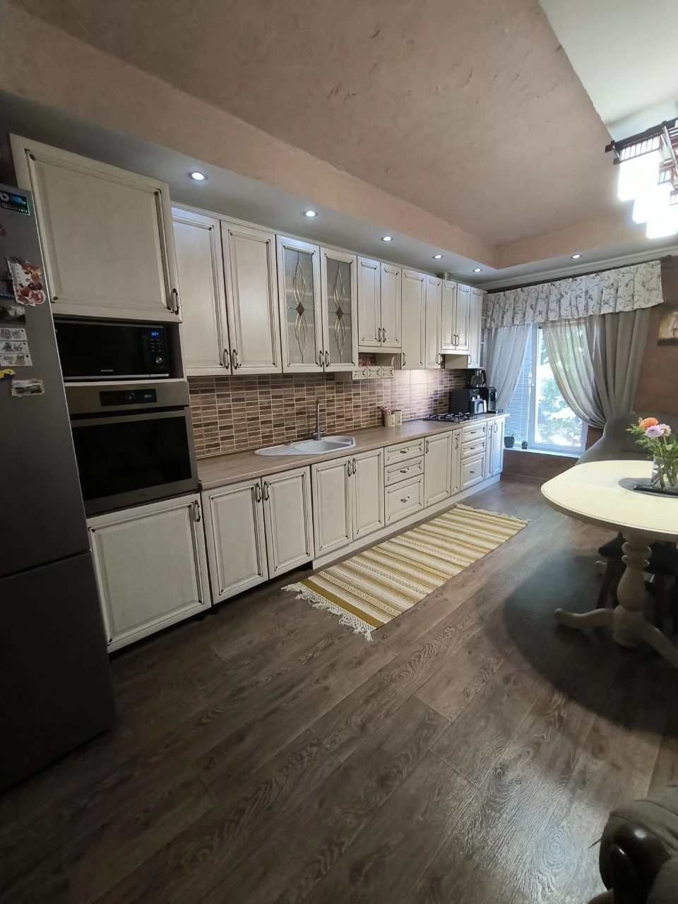 3-room apartment in the city center