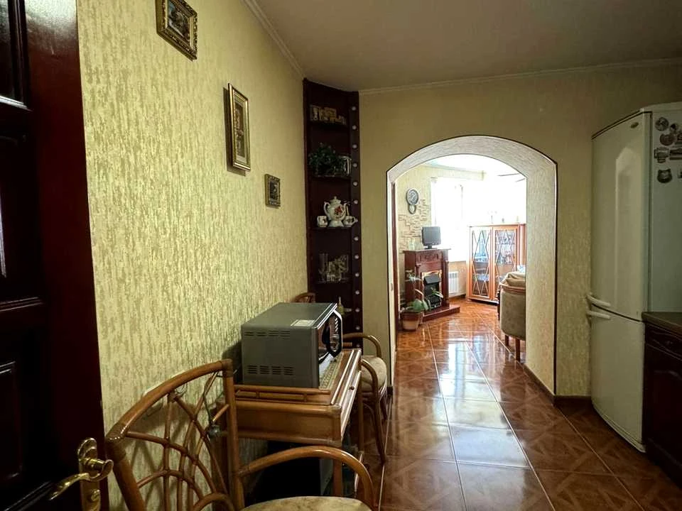 Apartment. Kyiv, Dragamanova st.