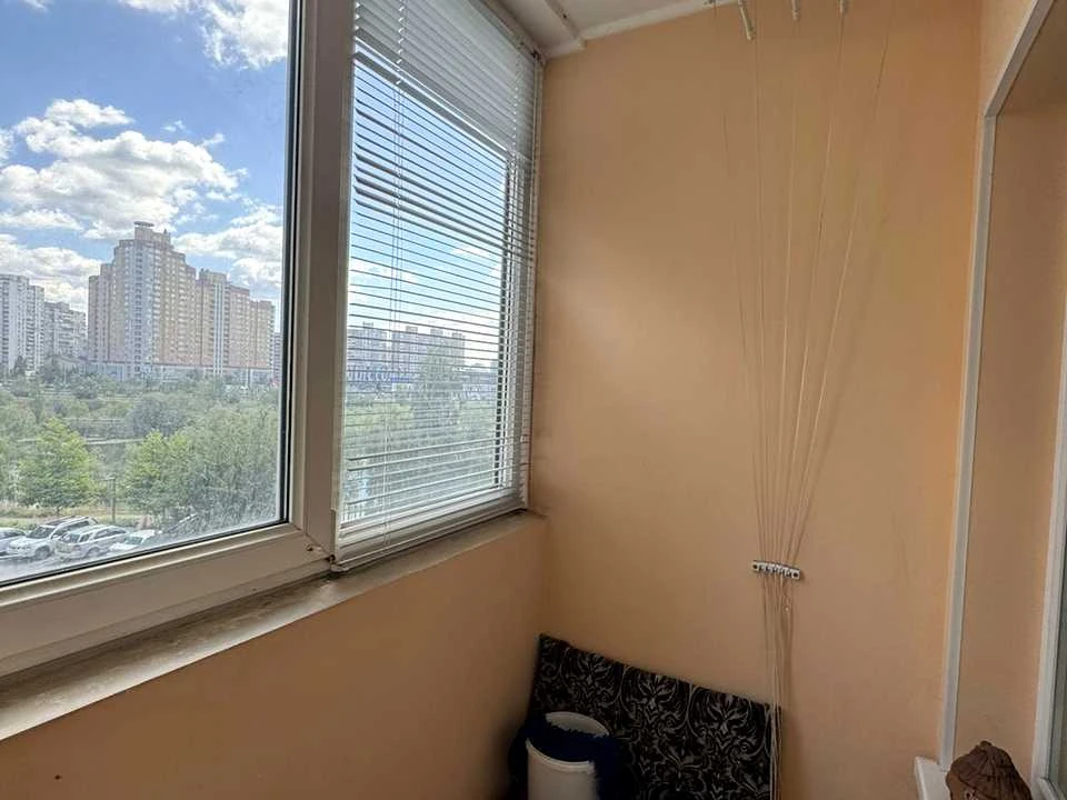 Apartment. Kyiv, Dragamanova st.