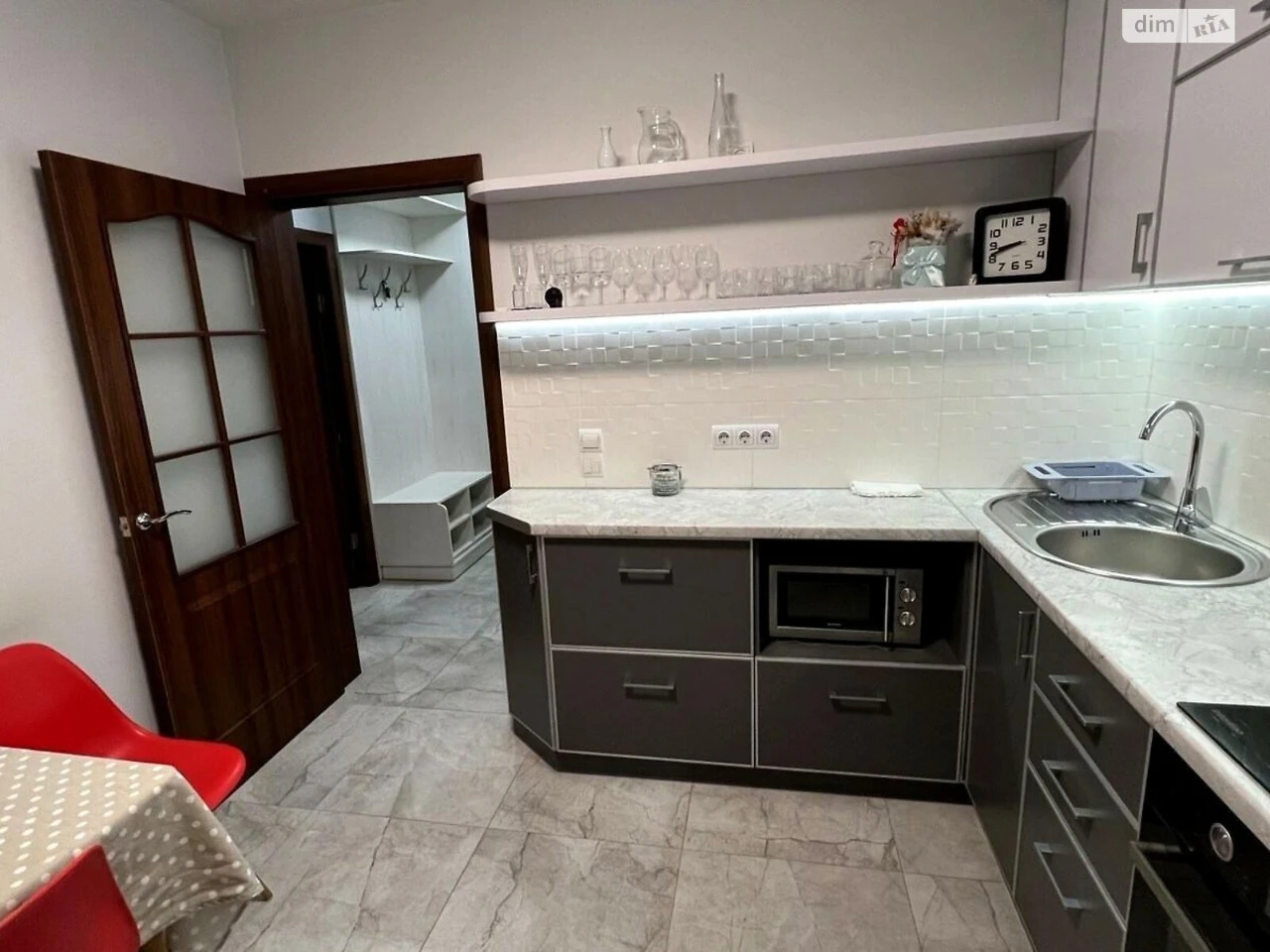 Long-Term Rental Apartment in Osokorky