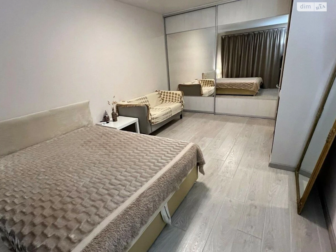 Long-Term Rental Apartment in Osokorky