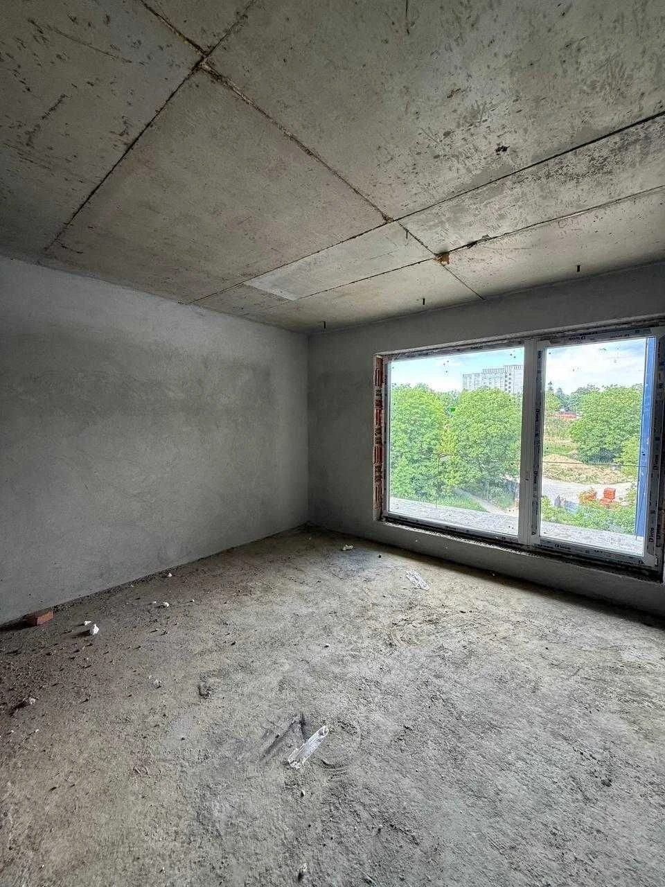 Sale of a 1-bedroom apartment with a terrace in the Holosko Residents residential complex