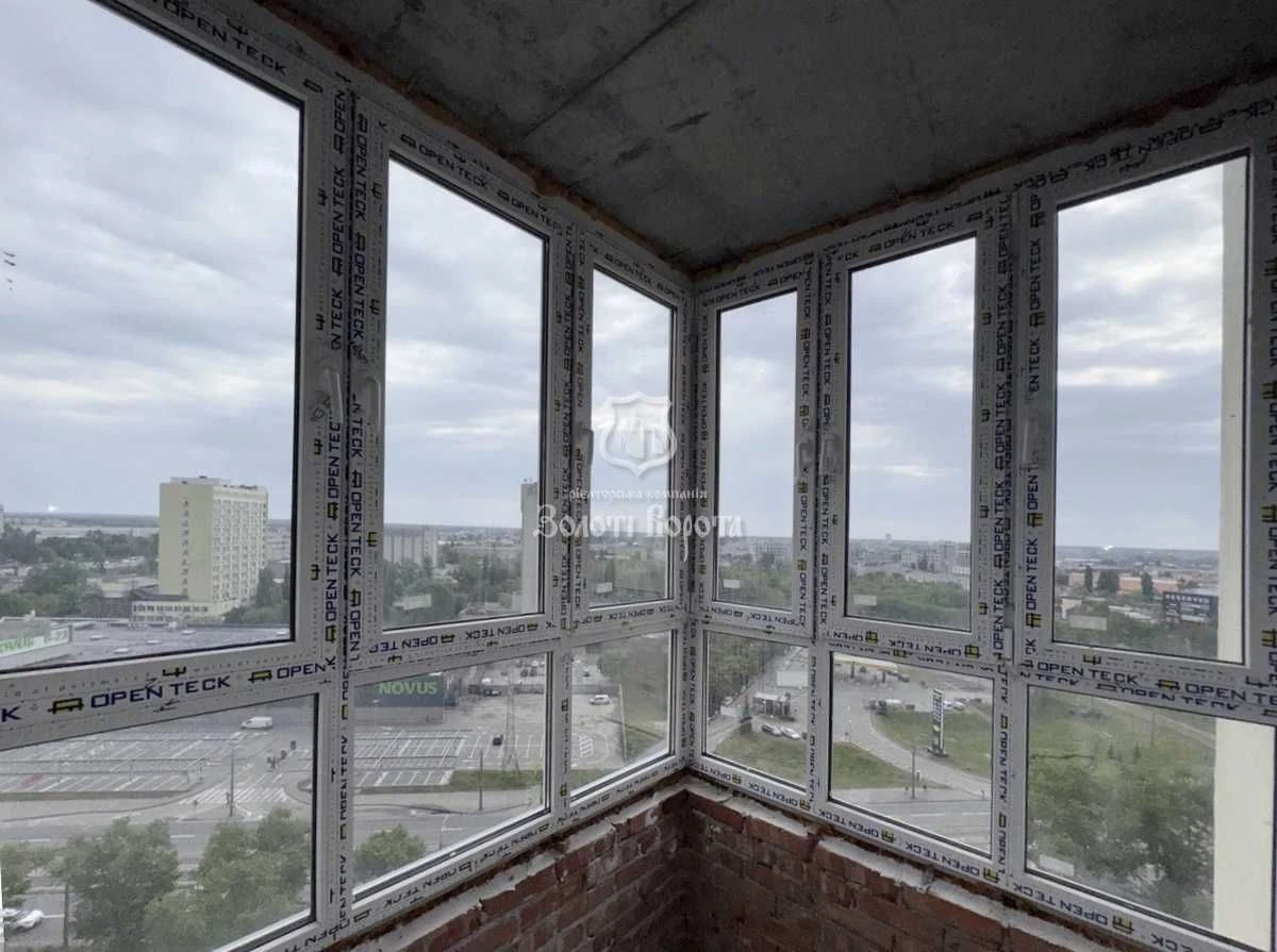Apartment, 2 rooms. Un renovated. Krakowska, 27, Socmist, Dnipro