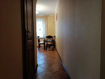 Продаж 1-кімнатної квартири з меблями і побутовою технікою п