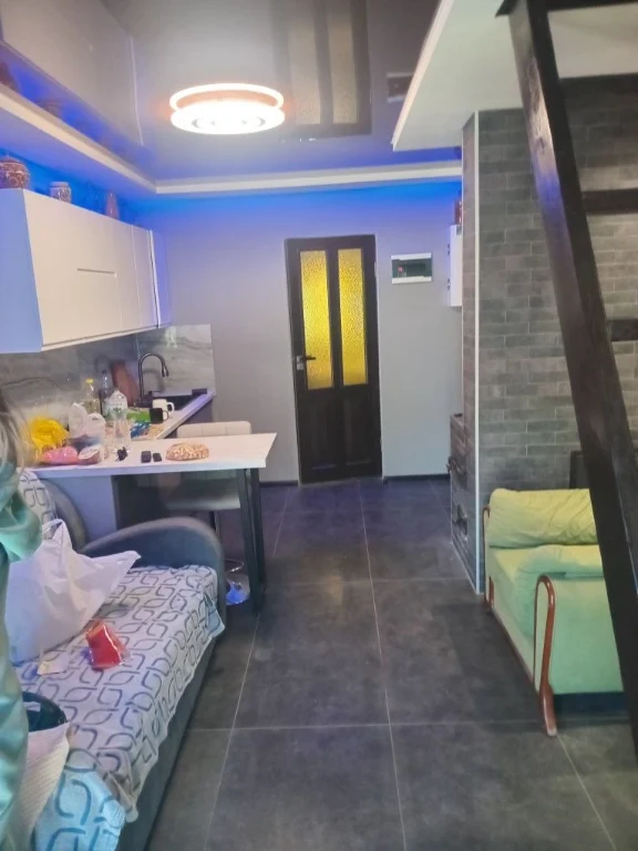 For Sale: Detached House with Courtyard and Gazebo with Heated Floor