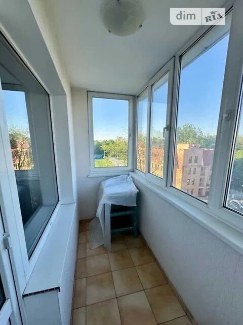 Sale of 3-room apartment 84.3 sq. m. on Salyutna St. 42/46 • ID 345