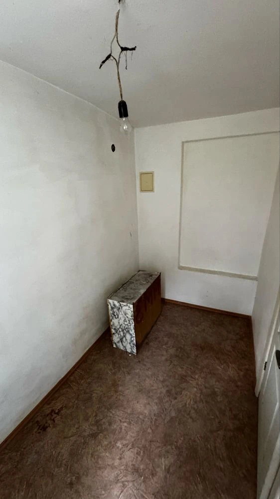 Центр. Продам  частину будинку 17 500$ вул.Чамарин  Яр
