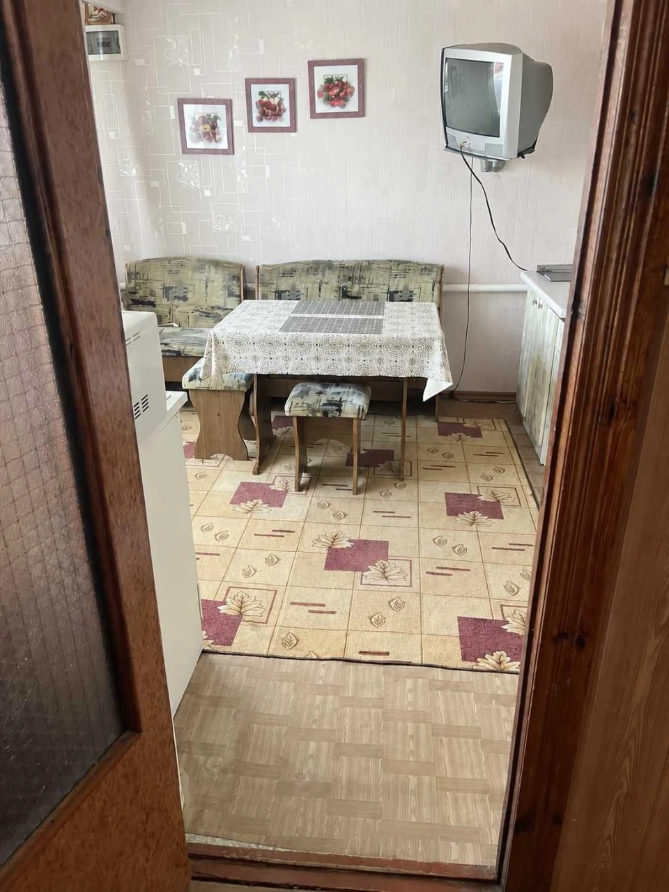 Продаж частини будинку Окремий двір 80 м2 4 сотки + гараж По