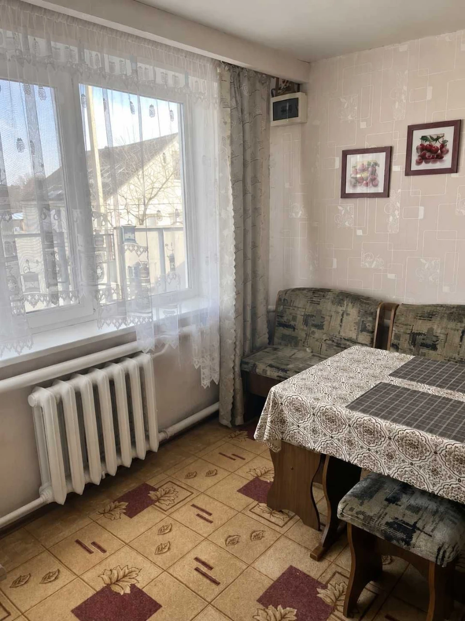 Продаж частини будинку Окремий двір 80 м2 4 сотки + гараж По