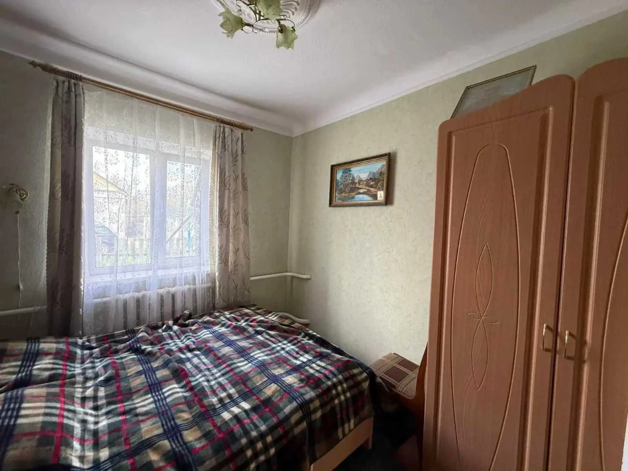 Продаж частини будинку Окремий двір 80 м2 4 сотки + гараж По