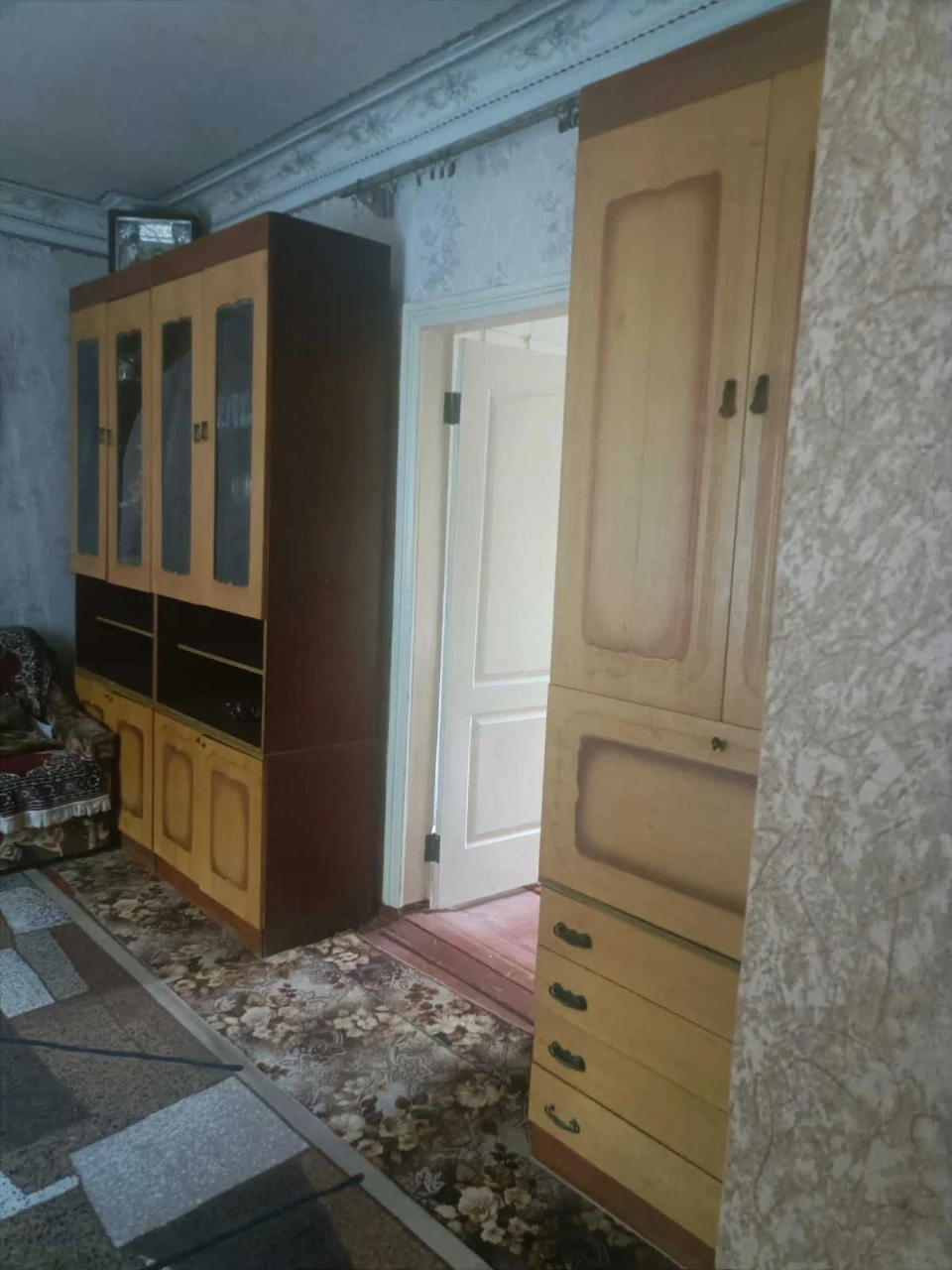 Частина будинку з зручностями, окремим двором. Яківці.