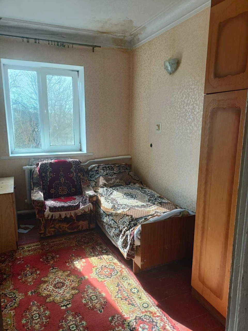 Частина будинку з зручностями, окремим двором. Яківці.