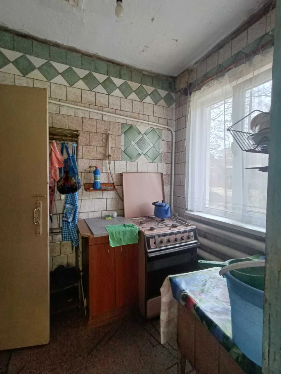 Частина будинку з зручностями, окремим двором. Яківці.