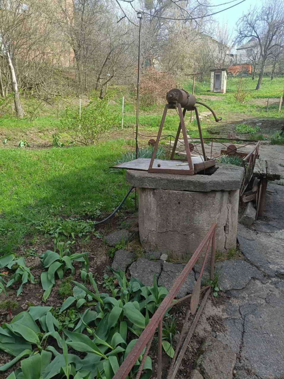 Частина будинку з зручностями, окремим двором. Яківці.