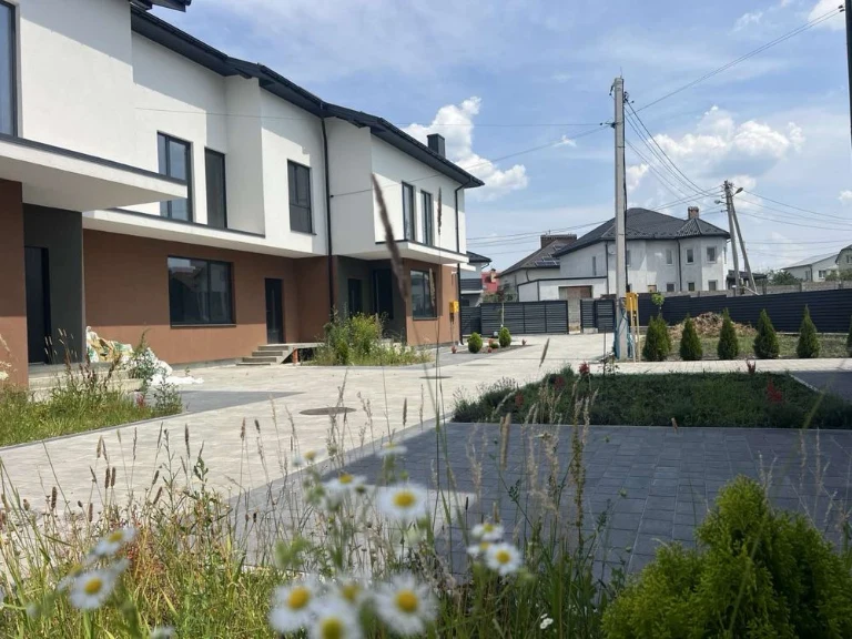 Ready Cottage with Private Land | 2 Parking Spaces | Private Estate