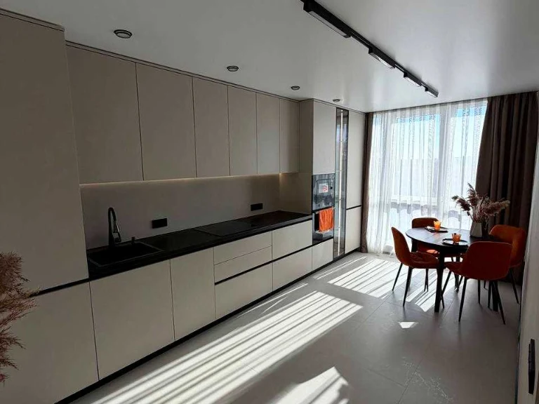 Apartment. Ivano-Frankivsk, Khimikiv St.
