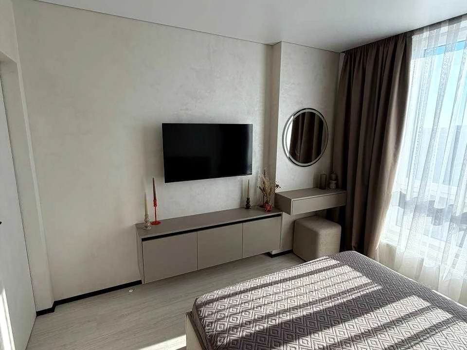 Apartment. Ivano-Frankivsk, Khimikiv St.