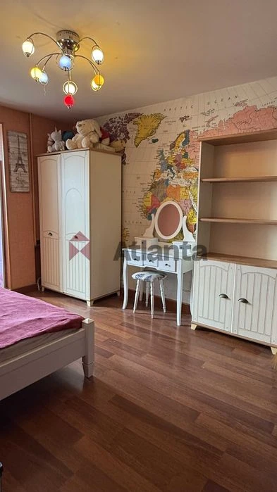 Продажа 3 комн квартиры в кирпичном доме на Вузовском.