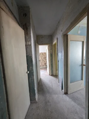 Продажа двухкомнатной квартиры в Центральном районе, микрорайон Варварівка