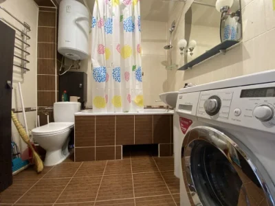 Продается 2-комнатная квартира на Колодяжной улице