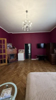 Продаж квартири в ексклюзивному будинку по вулиці Тарнавсько