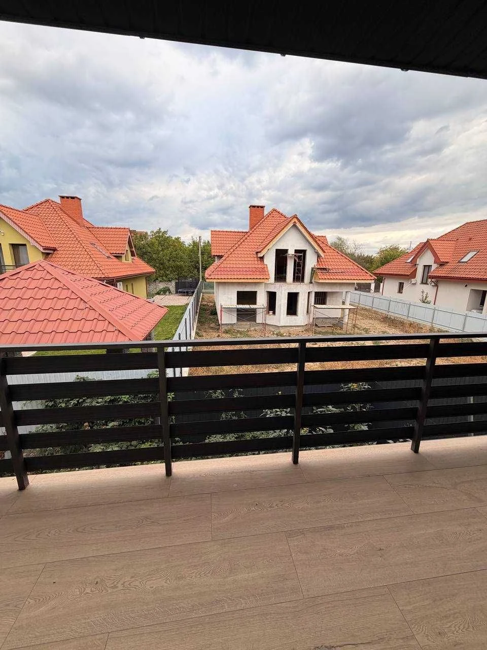 Таунхаус в Сторожниці за 12000 дол США