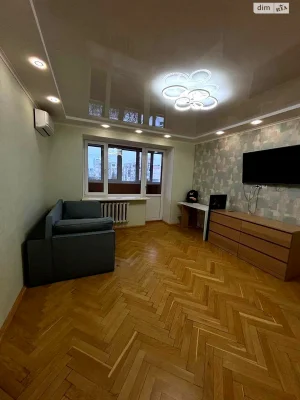 Long-Term Rental Apartment on the Left Bank
