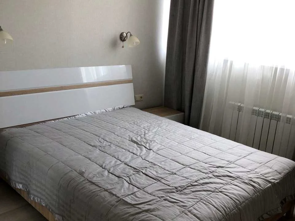 Apartment. Demіїvska St.