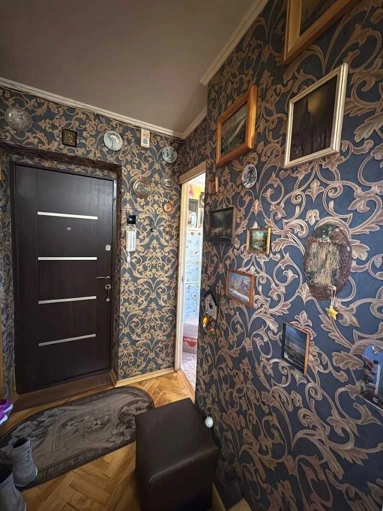 Продажа 3-комнатной квартиры на улице Линкольна