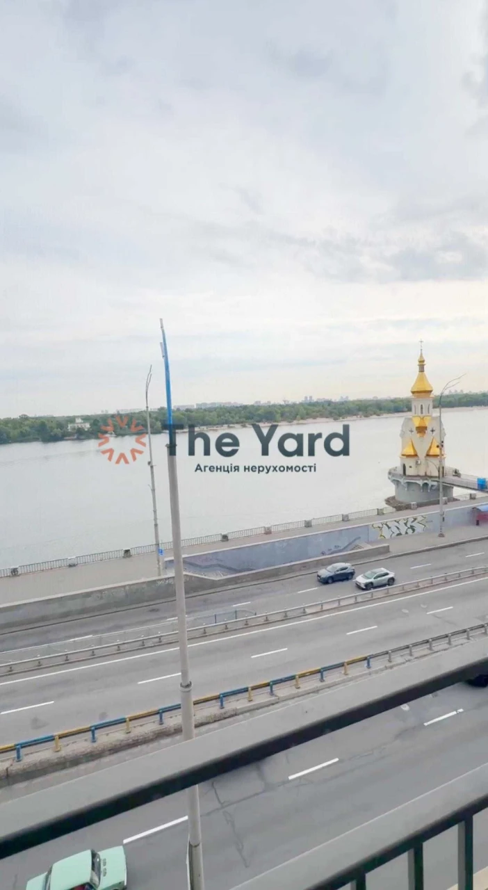 Sale of a 51 sq.m apartment in Illinsky House at вул. На