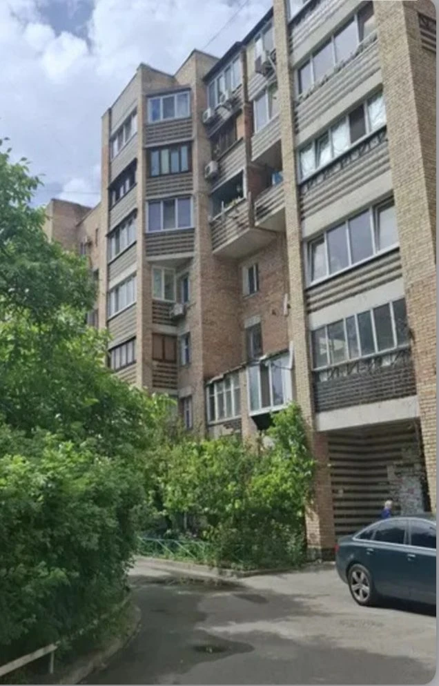 Продажа квартиры в центре, рядом с метро
