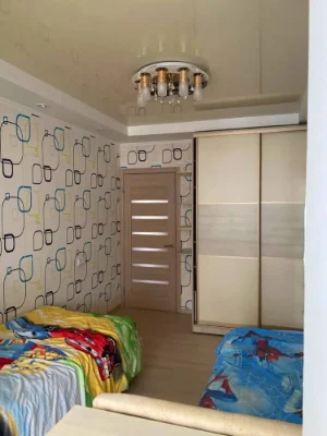 Sale of a 3-bedroom apartment in Topoli-3. Panikahy/Zaporozhke Shose.