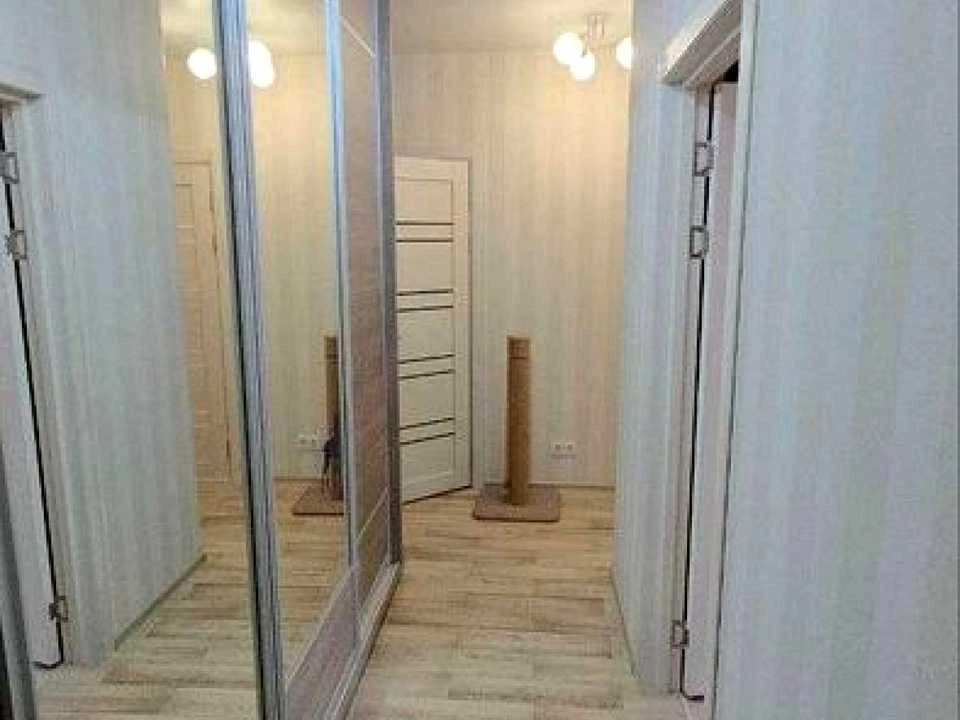 Квартира. Харків, Драгоманова вул.