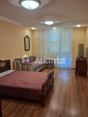 Продажа 2 комнатной квартиры с ремонтом в кирпичном доме с г