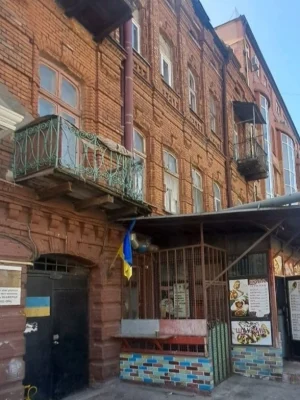 Трёхкомнатная квартира в центре города на ул. Екатерининская