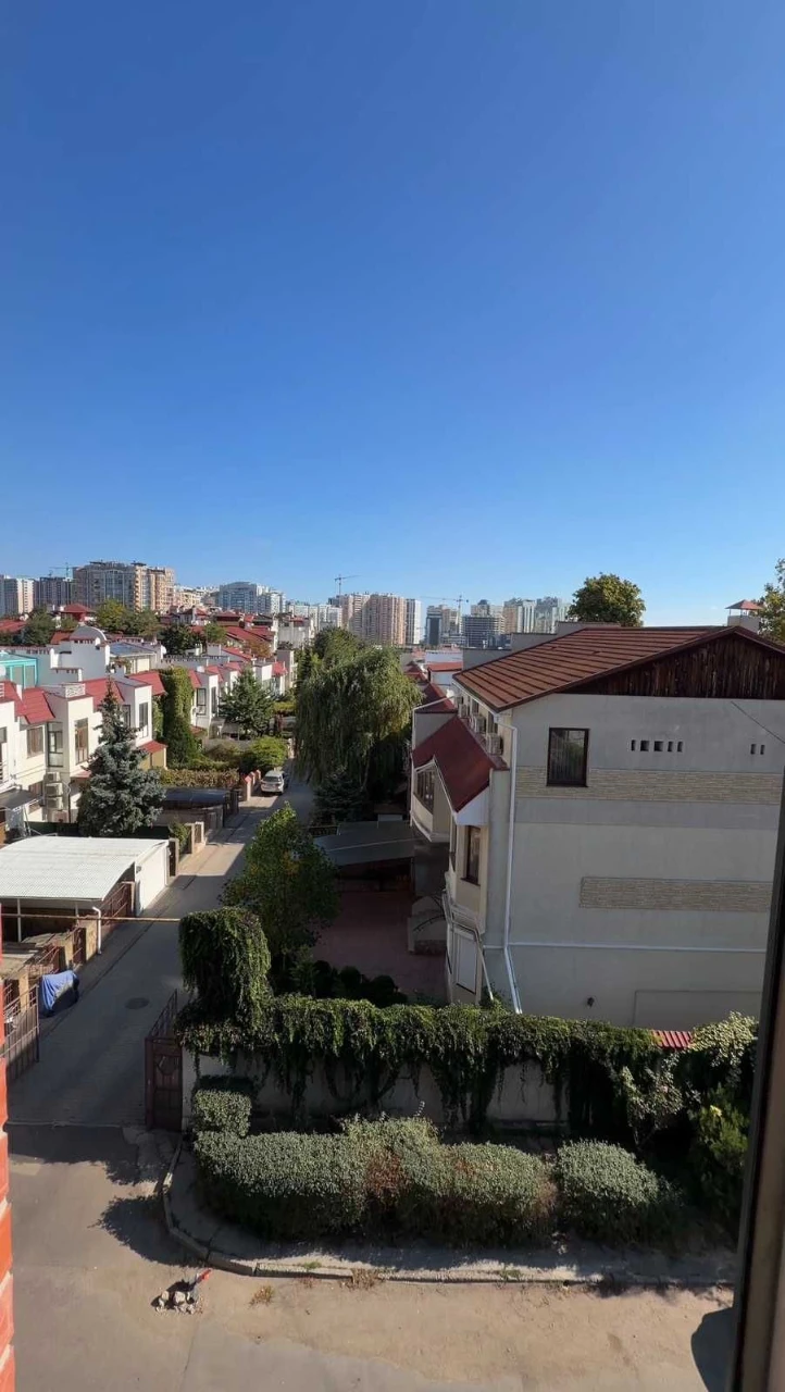 Продам двухкомнатную квартиру 51 кв.м. в непосредственной бл